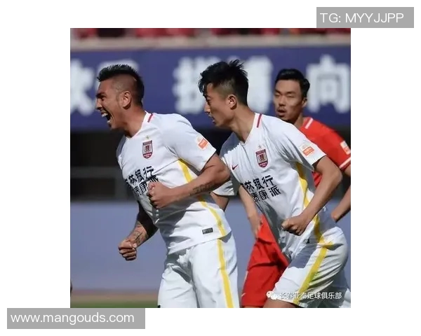 亚泰与权健激战正酣直播精彩瞬间不容错过