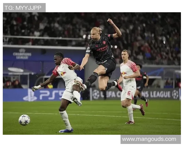 拜仁慕尼黑迎战帕纳辛纳科全力争胜展现球队实力与风采 拜仁慕尼黑迎战帕纳辛纳科全力争胜展现球队实力与风采