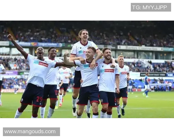 札幌冈萨多迎战横滨水手争夺联赛关键三分的激烈对决