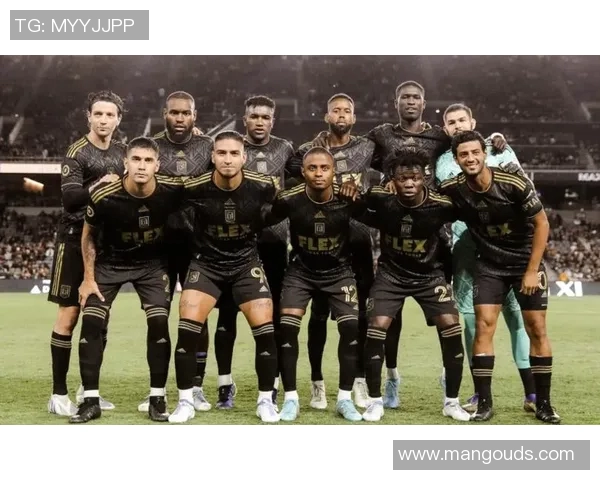 洛杉矶FC主场迎战温哥华白帽力争胜利展现球队实力