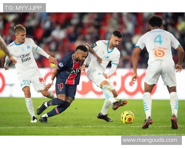 波希米亚与特伦辛的激烈对决揭示足球战术的精彩碰撞与团队精神的较量